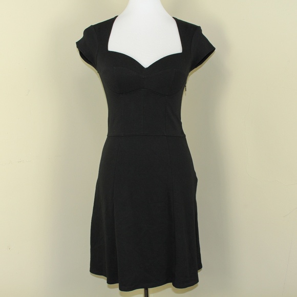 Victoria's Secret Dresses & Skirts - Moda International Sexy Little Black Dress Size 4